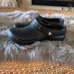 white crocs no holes